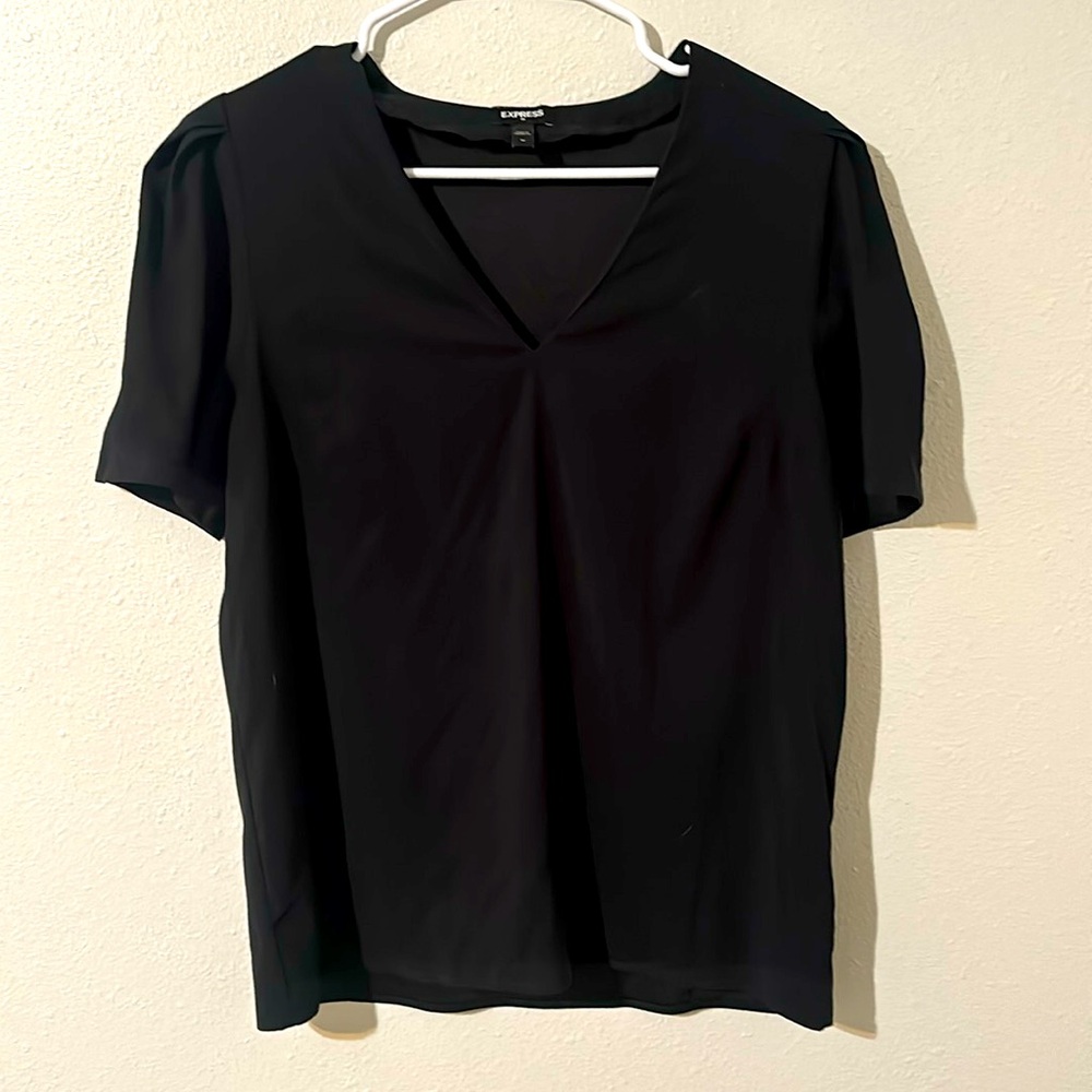 EXPRESS, black, size medium, short sleeve blouse